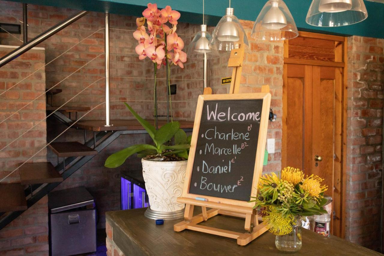 Stay At Friends Economic Rooms Malkopvlei المظهر الخارجي الصورة
