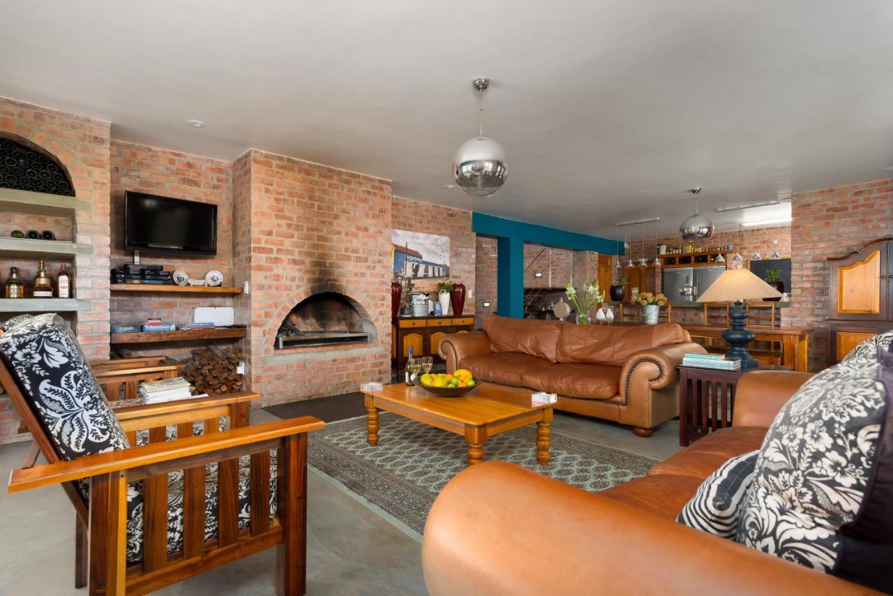 Stay At Friends Economic Rooms Malkopvlei المظهر الخارجي الصورة